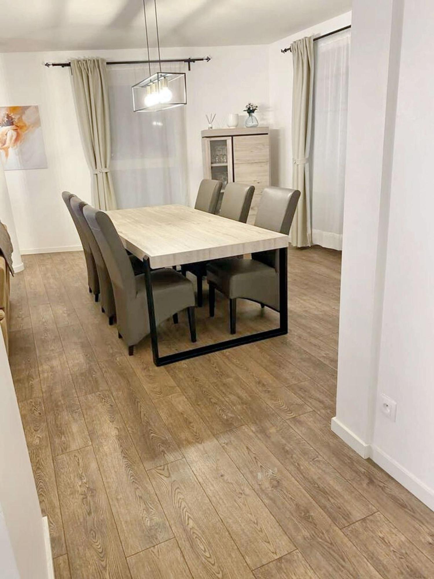 Modern Apartment In Cureghem Anderlecht 134 M² + Terrace Brussels Exterior photo