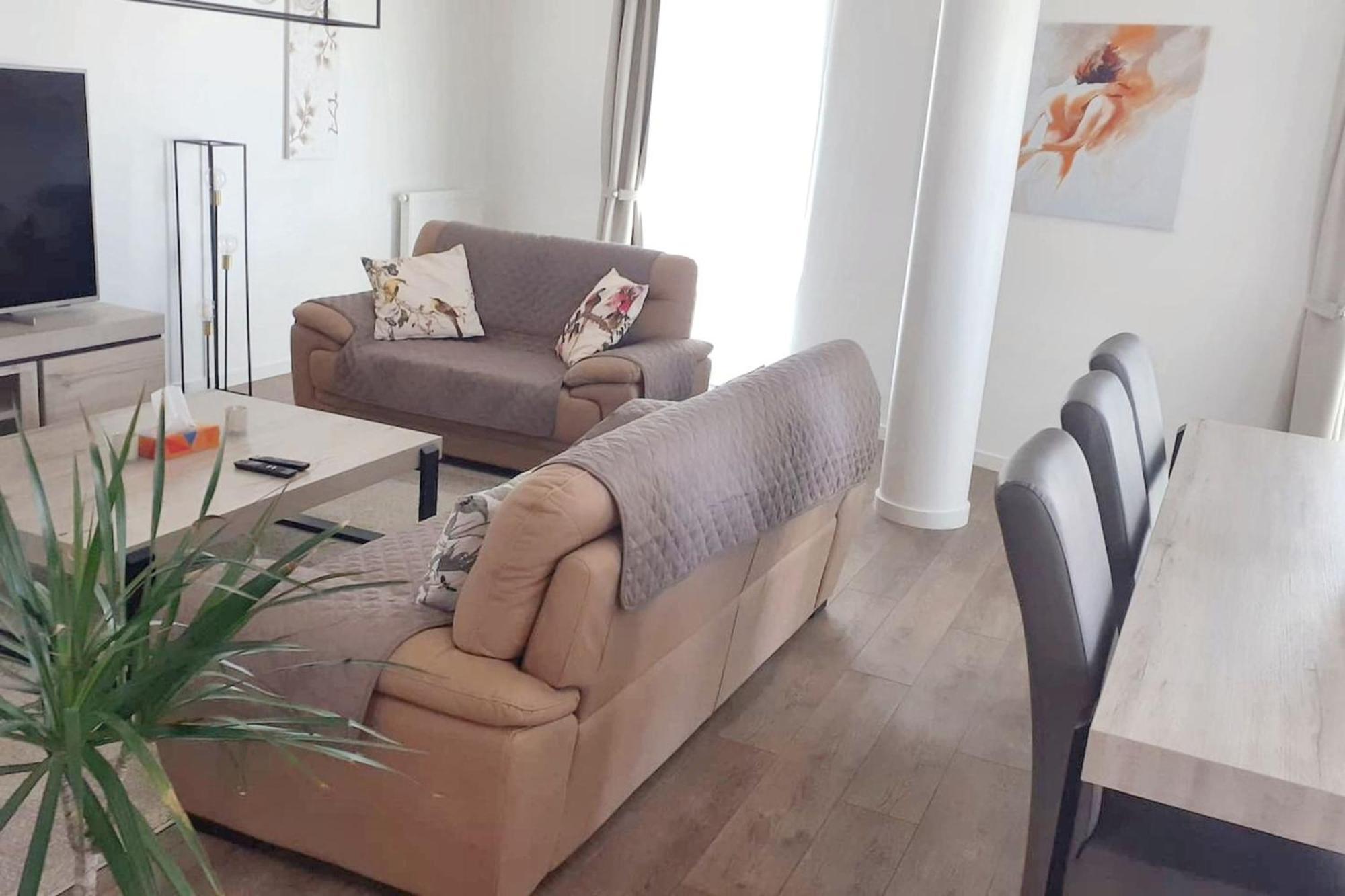 Modern Apartment In Cureghem Anderlecht 134 M² + Terrace Brussels Exterior photo